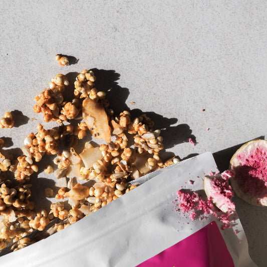 ESTYWELL Proteínová granola Biela čokoláda & Kokos 180 g