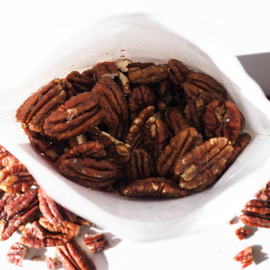 ESTYWELL WELLNUTS - Pekanové orechy pečené s javorovým sirupom 200 g